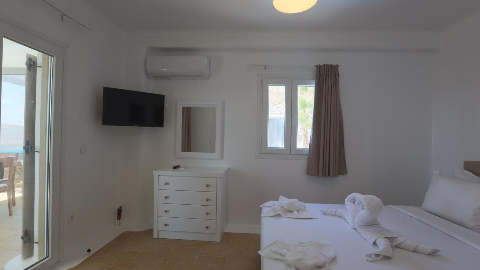 Profitis Ilias Spirit Villas By Live&Travel Pánormosz Mikónu Szoba fotó